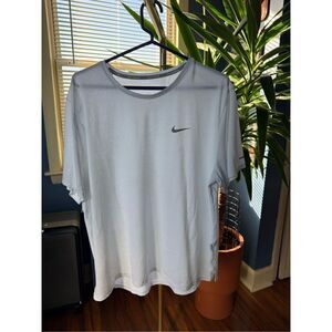 NIKE DRIFIT TSHIRT XL